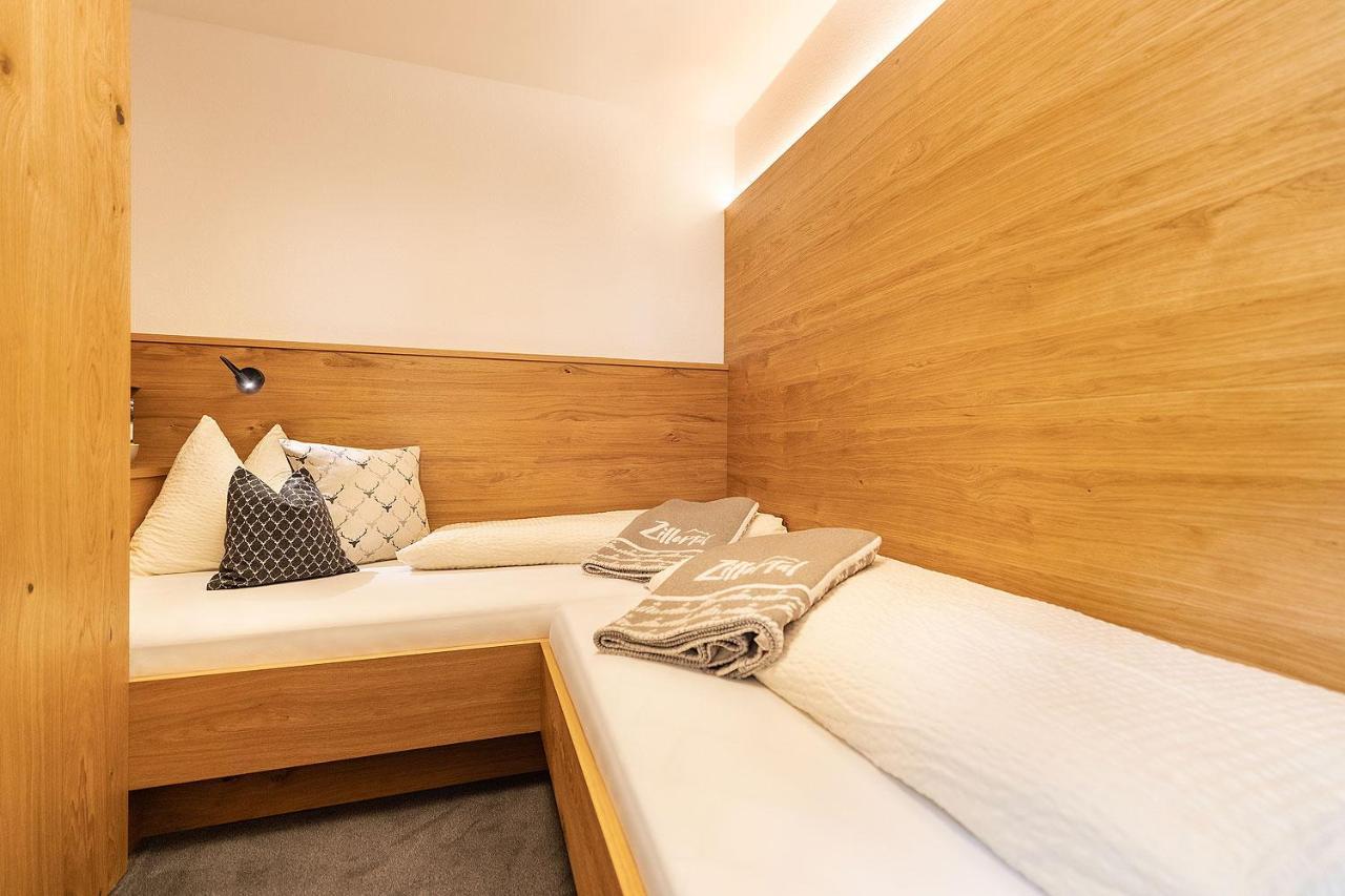 Haus Kreidl Appartement Tux Buitenkant foto